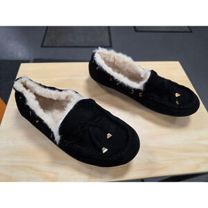 Women's GLOBALWIN Black Faux Fur Lined Slippers Size 9